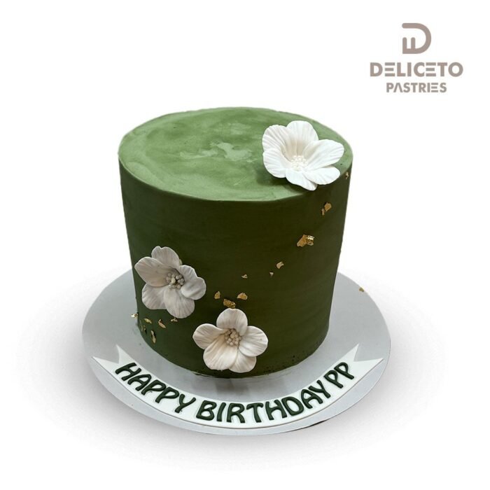 green-bday-cake.jpg