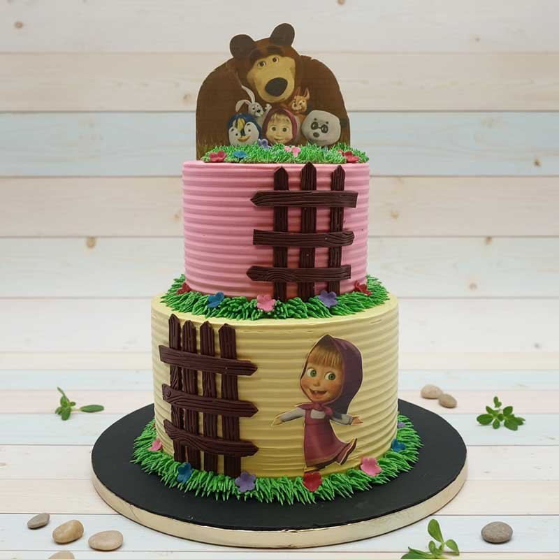 The-Bear-Themed-Cake