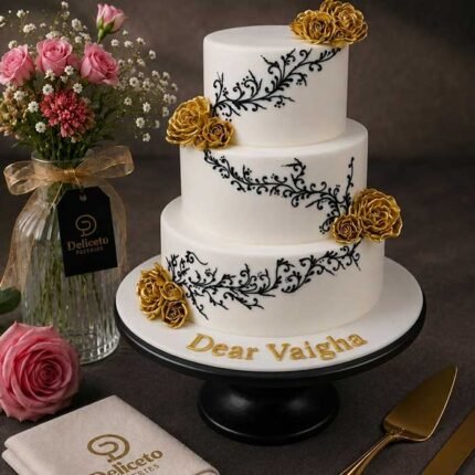 Henna Design And Gold Roses Themed Cake